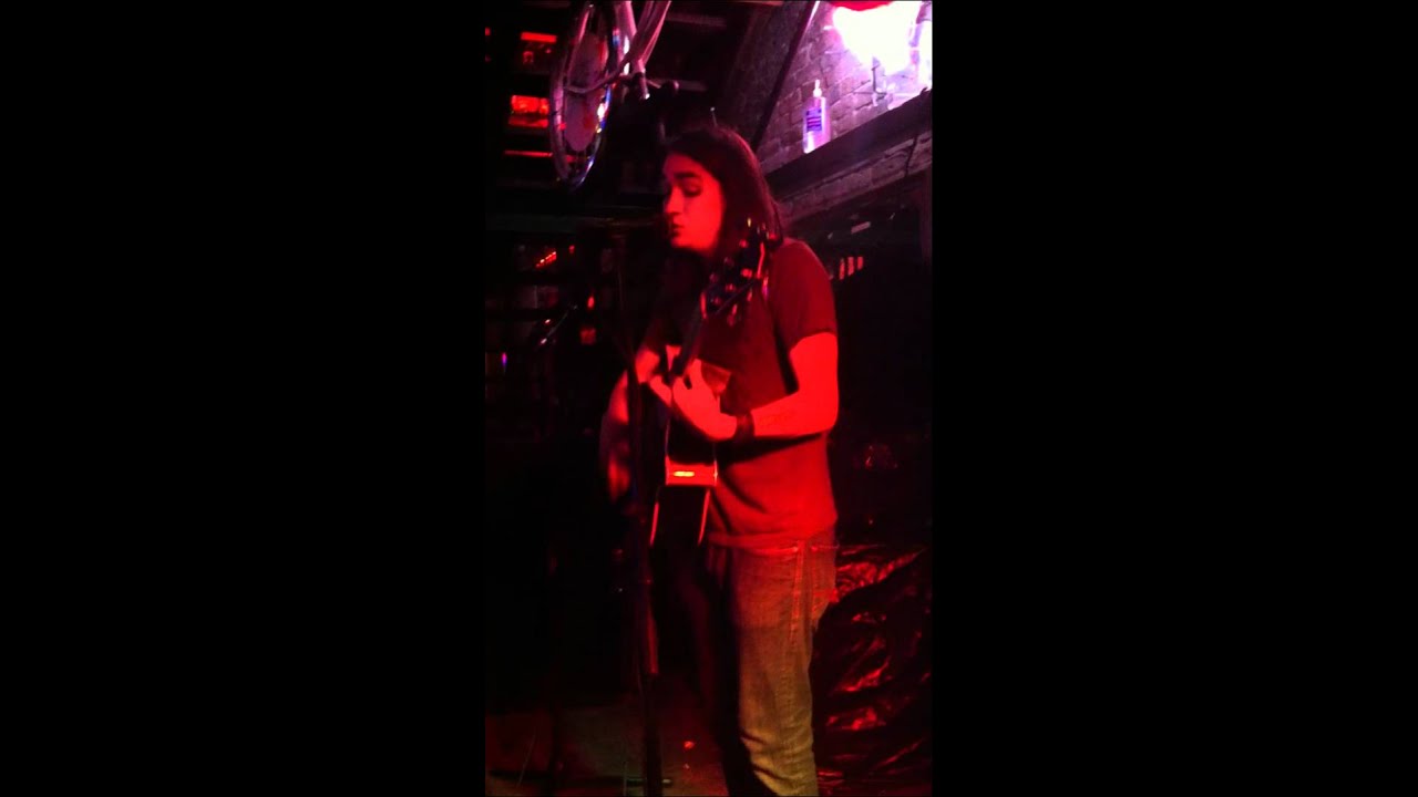 Jonny Gray sings 