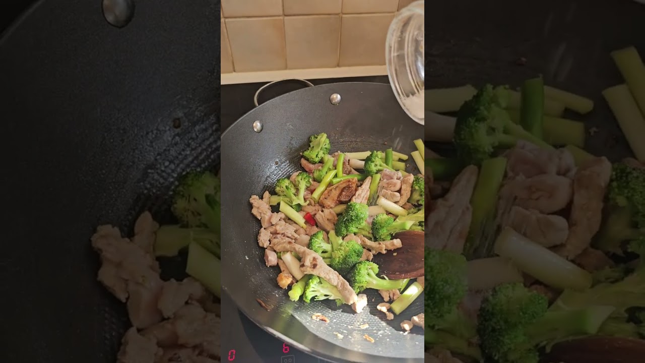 Home cooking thai pork stir fry with veg on my day off 