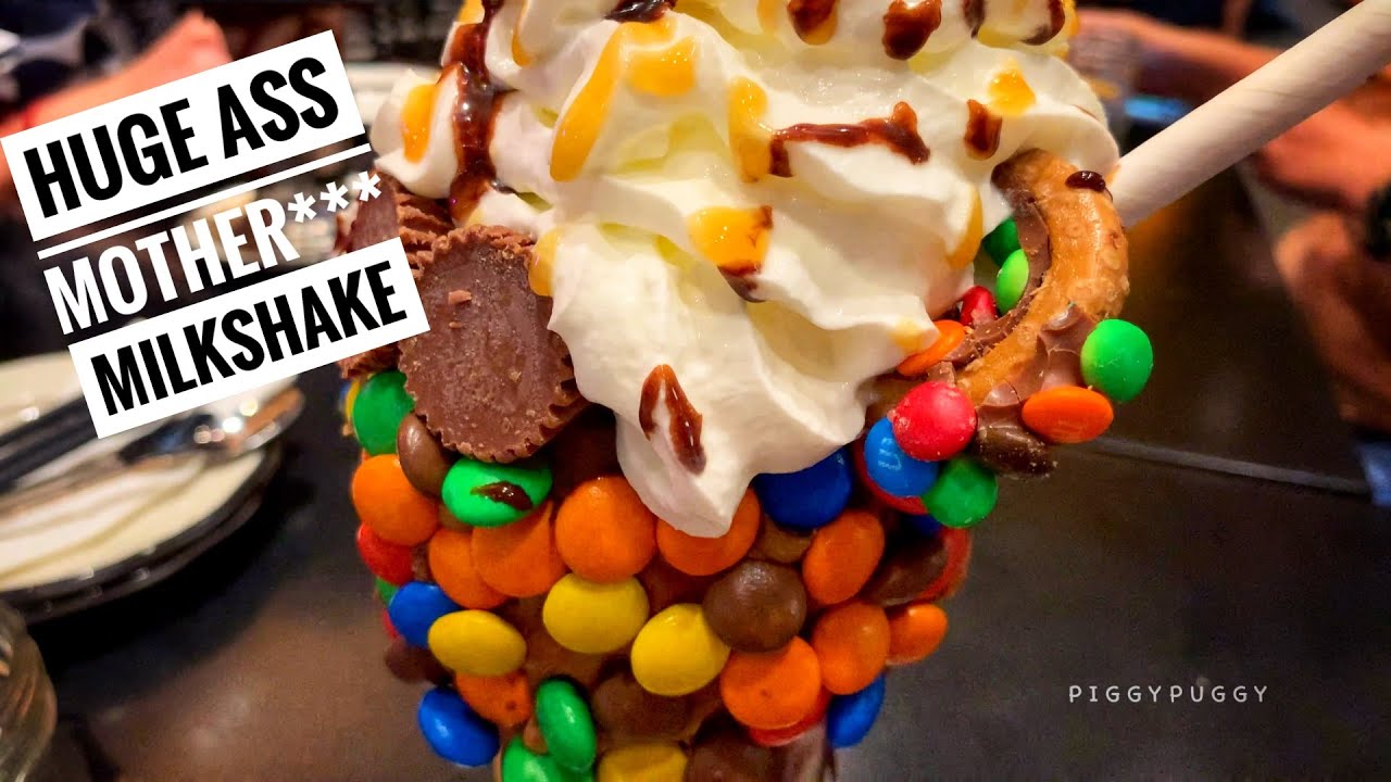 SINGAPORE FOOD - BLACK TAP BURGERS N MILKSHAKES (Marina Bay Sands)