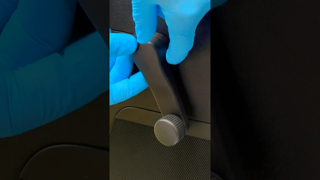 Swapping VW Manual Window Winder Regulator Crank Handle Passat B6 #car #cars #diy #fix #volkswagen