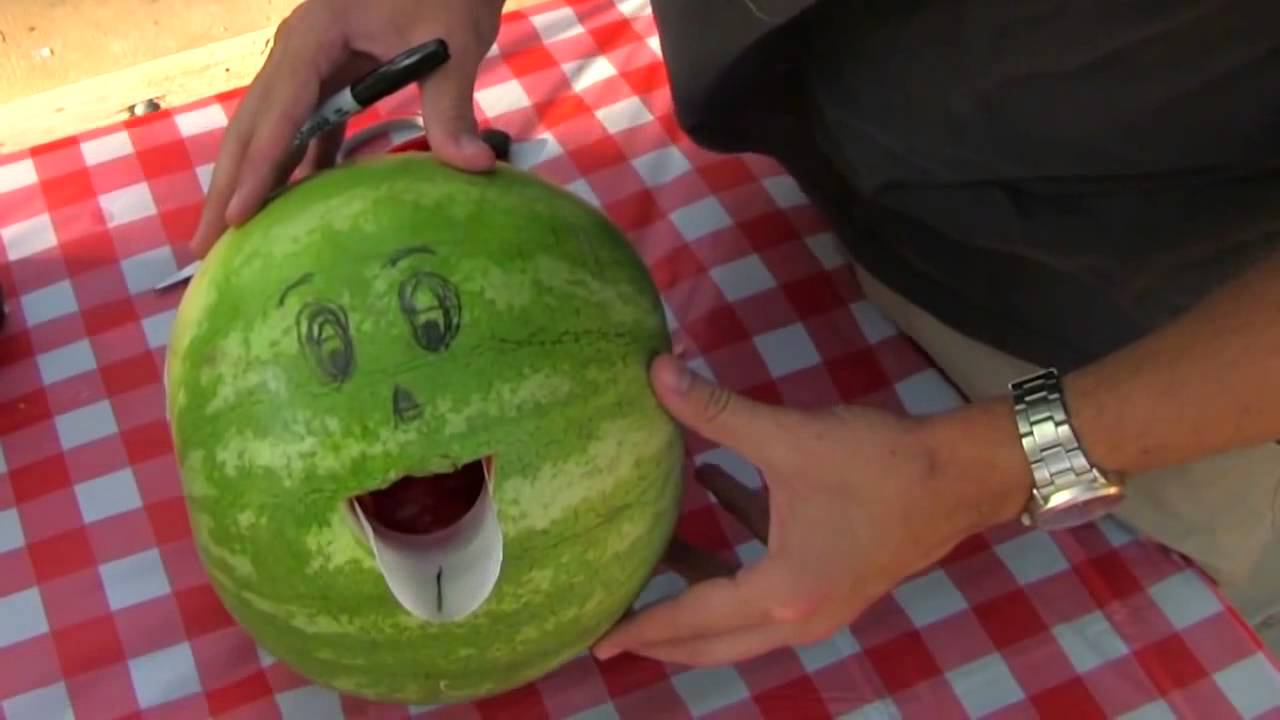 Watermelon Smoothie Hack in 2 Minutes No Mess