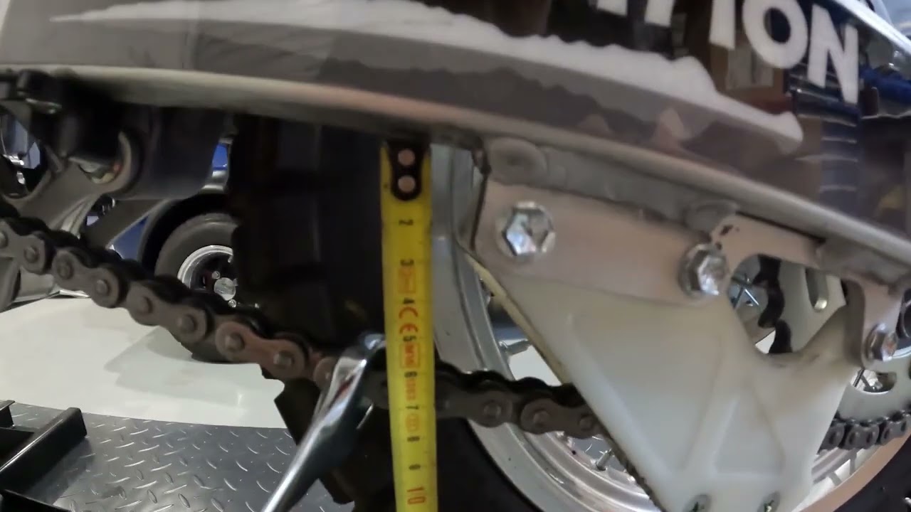 Suzuki DR650SE Chain Adjustment