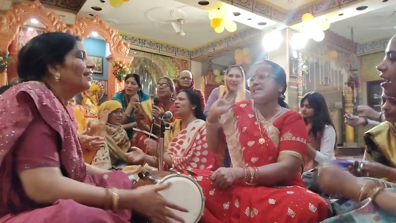 आसमान से फूलों की बरसात हो गई गोरा तेरी शादी भोले से हो गई#भोले जी कासुंदर भजन#भक्ति भजन#सत्संगी भजन