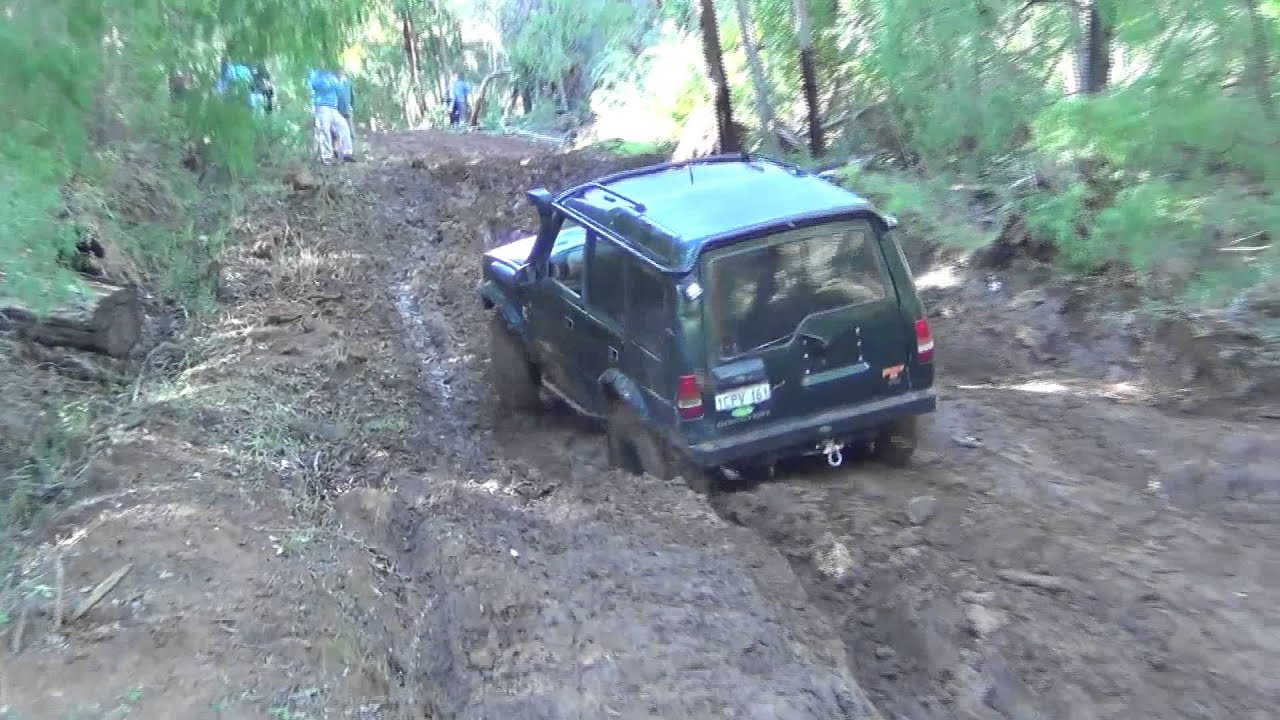 Land Rover Discovery 1 4.6V8 mud hill