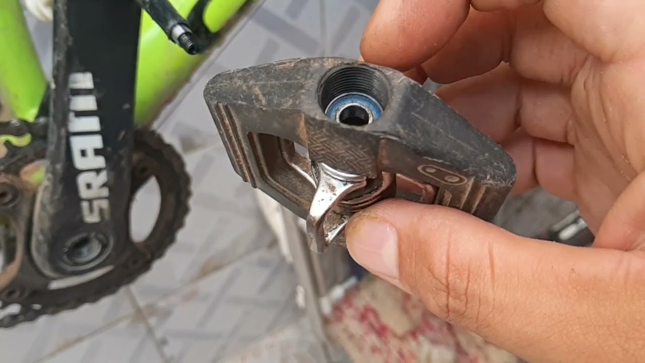 Abrindo o pedal Crankbrothers Candy 1