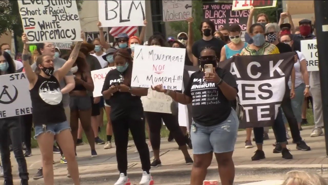 Hundreds of demonstrators gather outside Duval County Courthouse