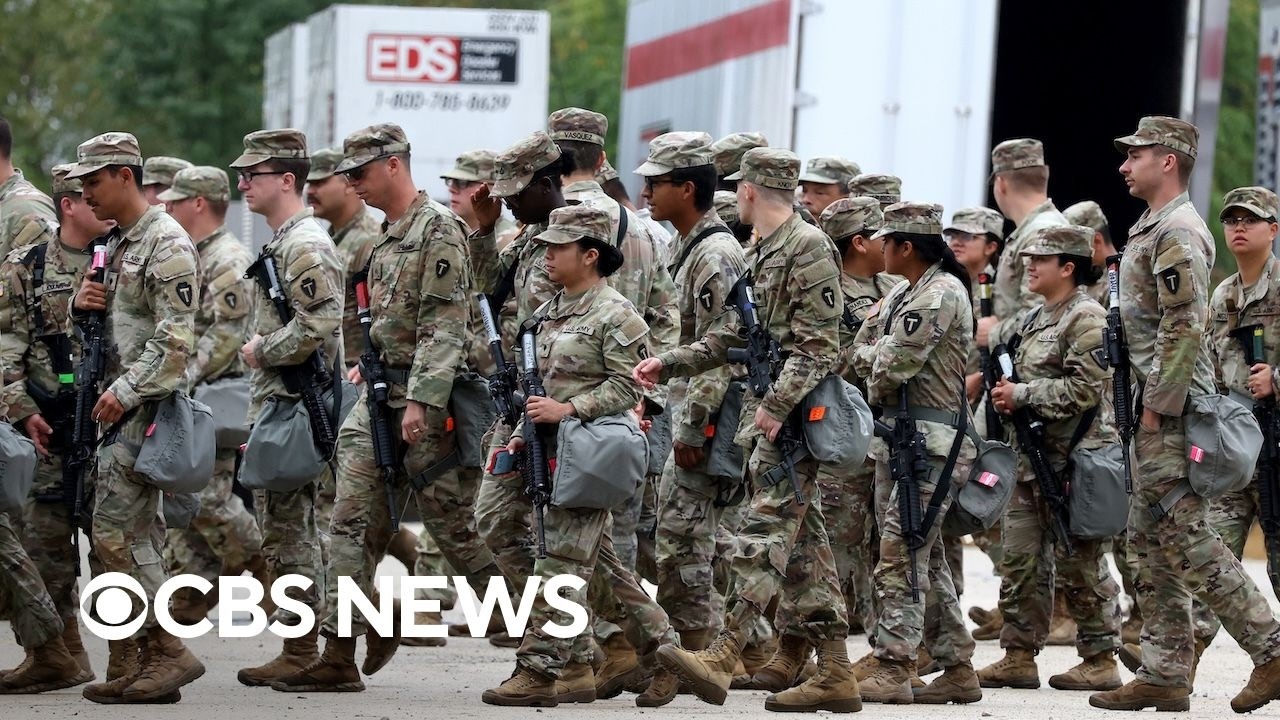 Hundreds of Texas National Guard troops arrive in Chicago as judge temporarily blocks deployment
