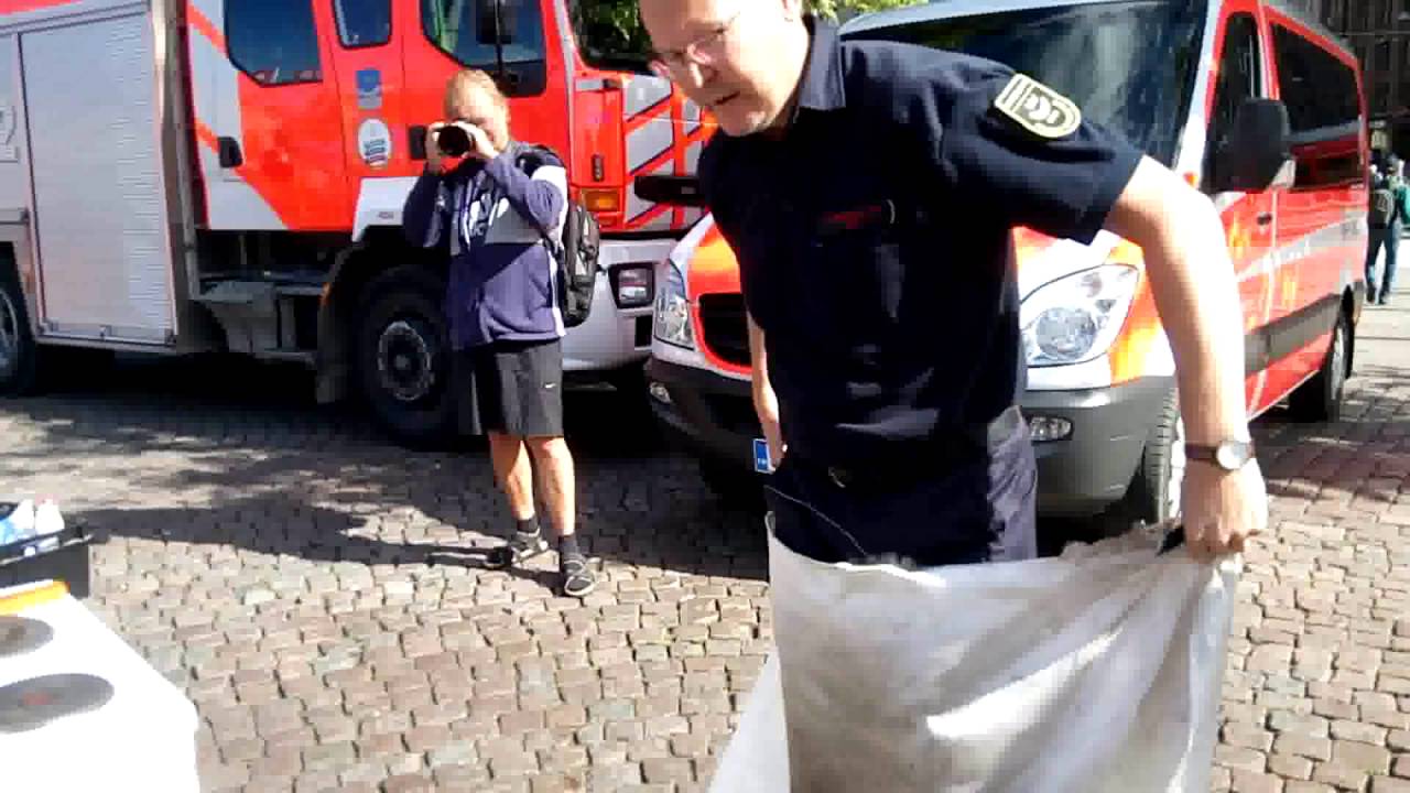 Alkusammutus -  rasvapalon tukahdutus ja sammutuspeitteen käyttö