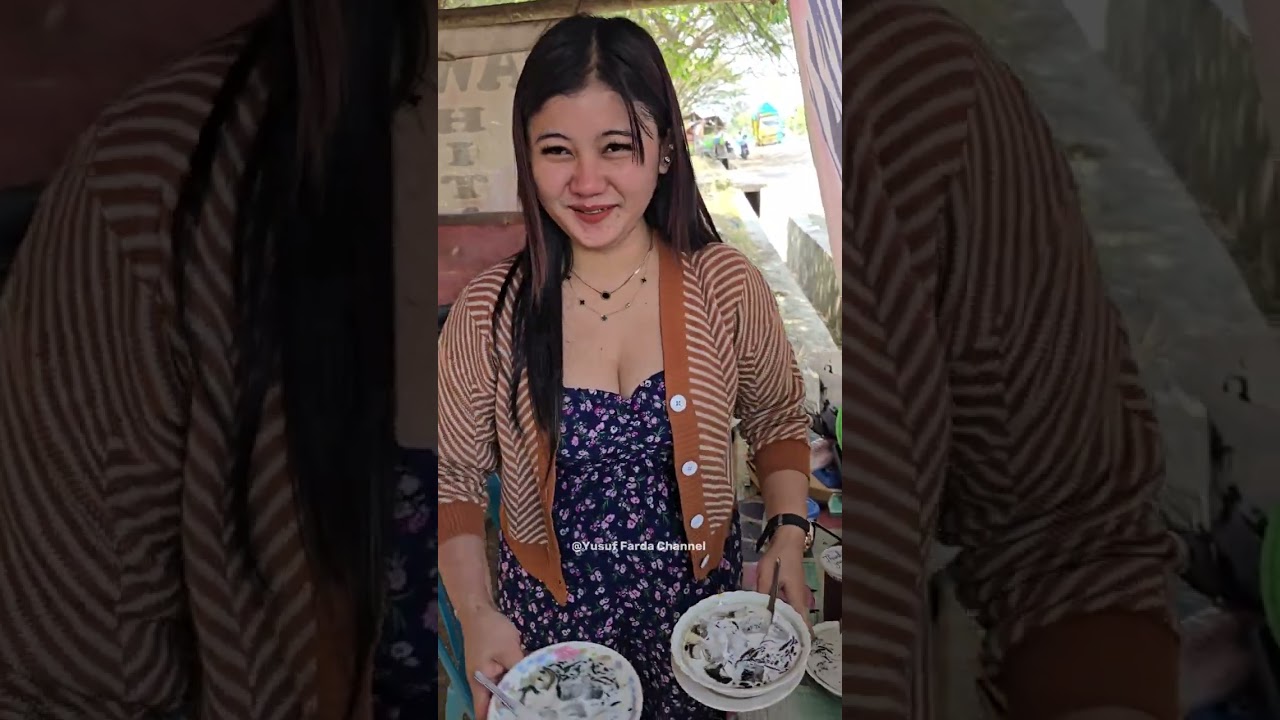 VIRAL! JANDA CANTIK JUALAN ES DAWET HITAM LANGGANAN SOPIR