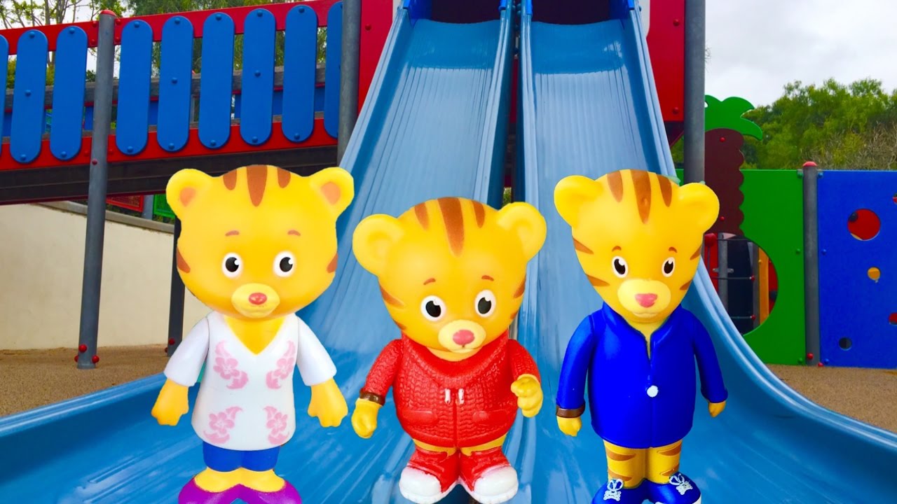 LEGOLAND Slide and BOAT RIDES With DANIEL TIGER TOYS!