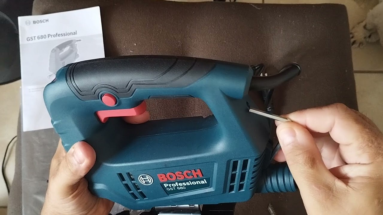 Serra tico tico Bosch GST 680