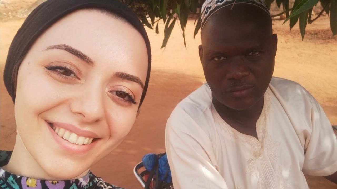 AFRİKA'DA EŞİMİN AİLESİNE TÜRK LOKUMU DENETİYORUZ