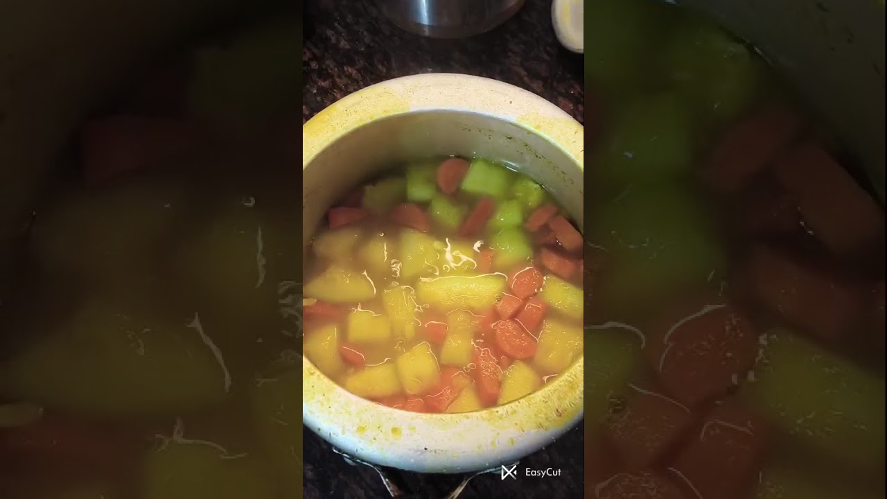 मिक्स सब्जी सांभर साउथ स्टाइल में बनाएं बहुत ही  टेस्टी 😋