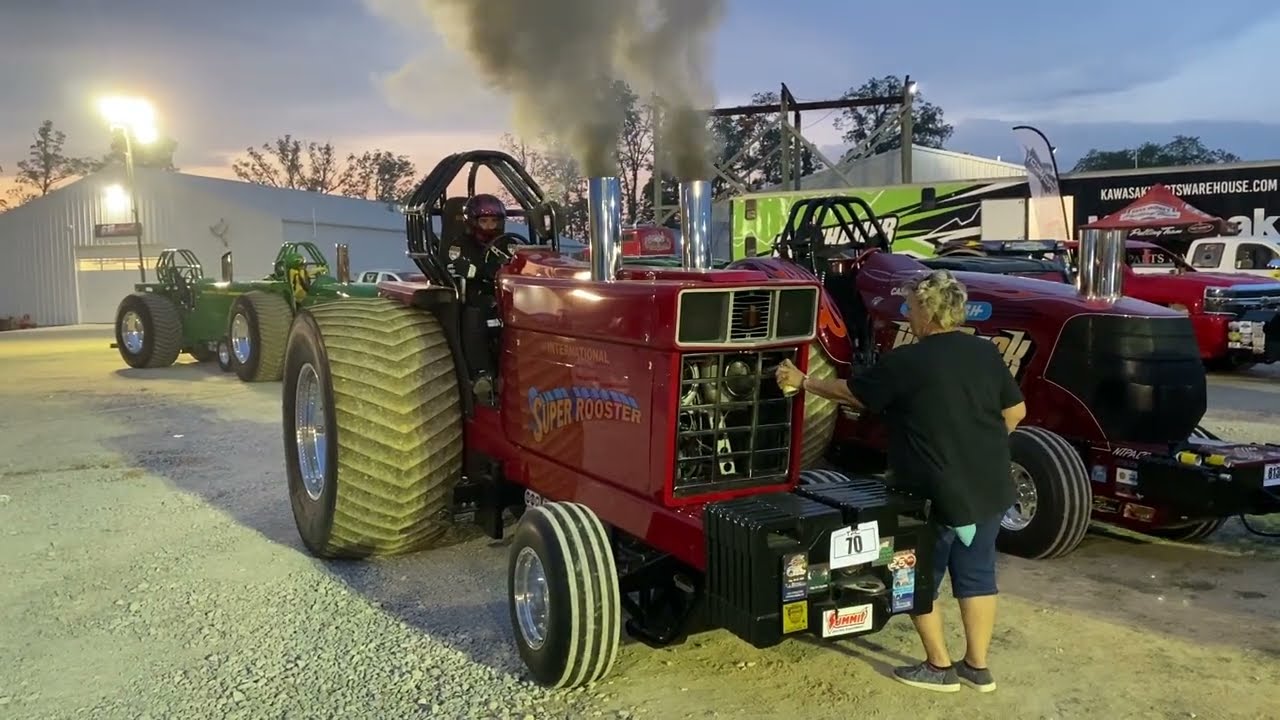 Super Hard Start for a Super Stock Diesel Tractor!!!