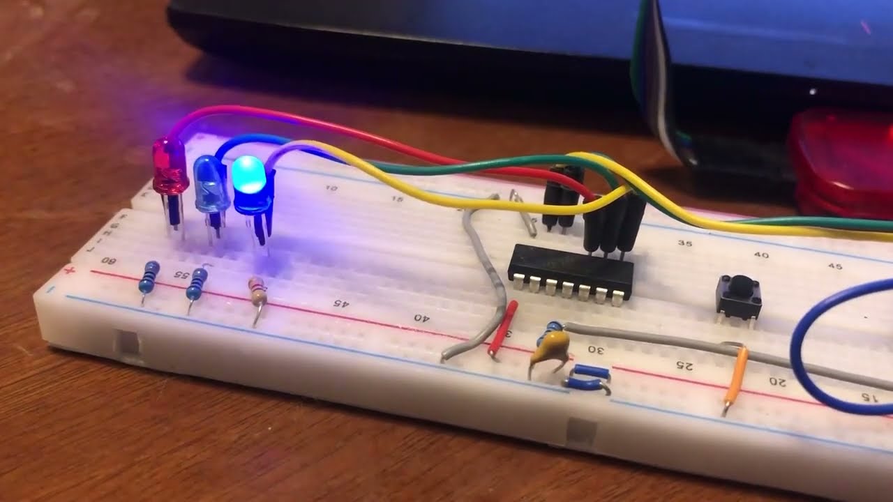 Pic16F676 Part 8 C programming Using Timer0 to control 3 LEDs at different frequencies