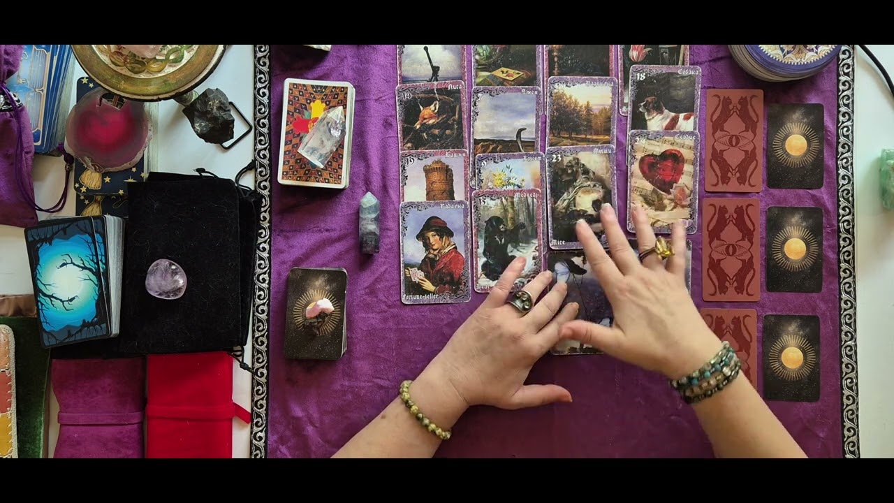 Aklımdaki kişi ile aramızdaki 3. kişilerle neler oluyor? #tarot #tarotcards #tarotreading