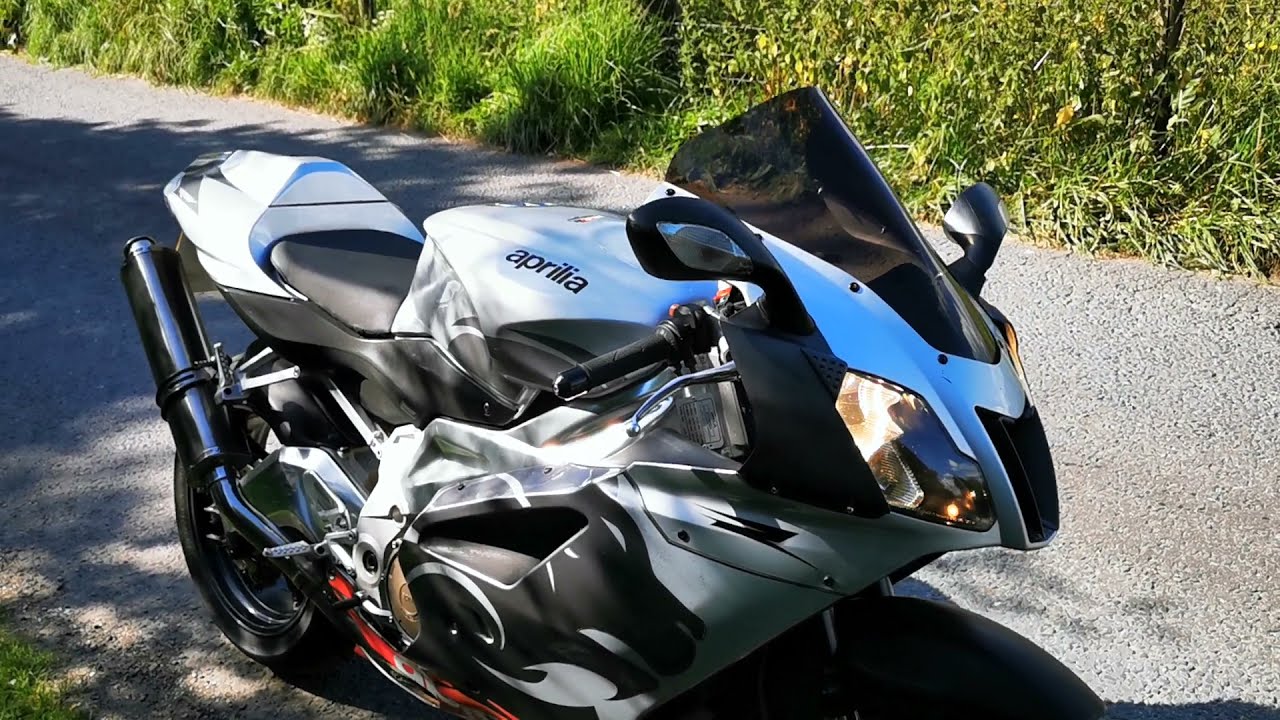 Aprilia RSV1000R 2005