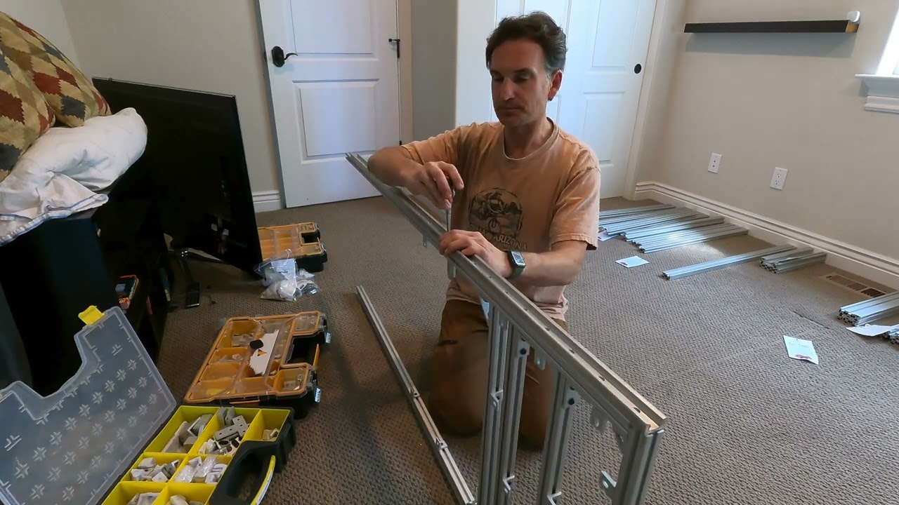 Building a sliding cantilevered dinning table for my expedition camper
