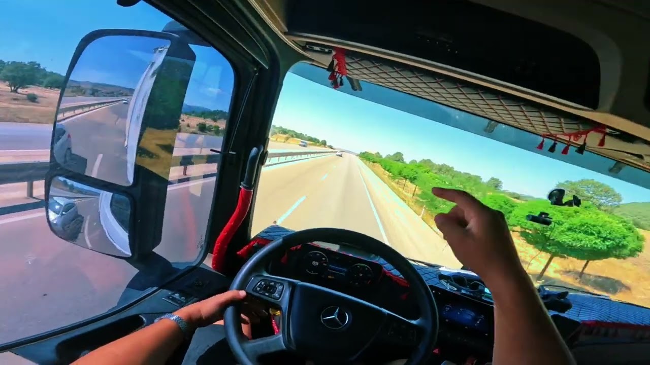 طريق تهريب من افيون لمانيسا بين القرى