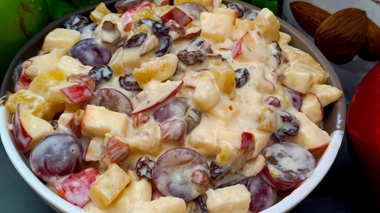 Esta ensalada de piña es sencilla, cremosa y totalmente irresistible 😍