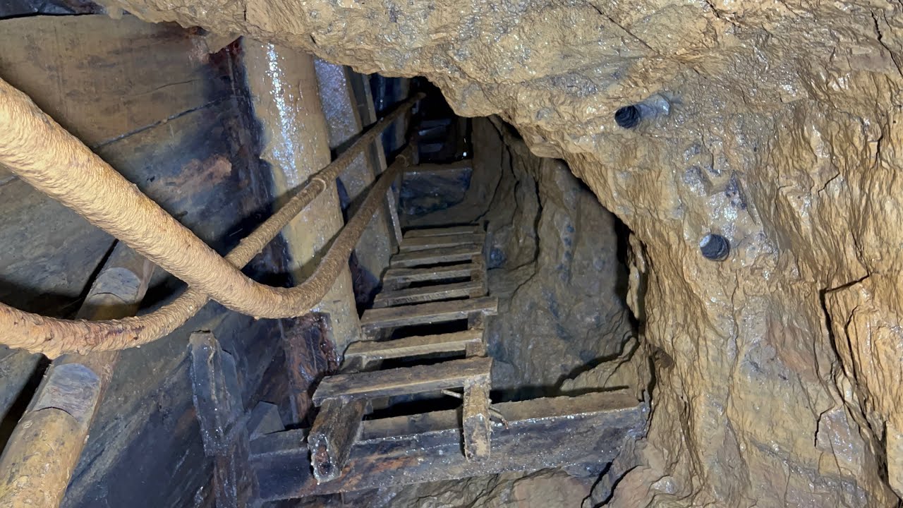 A very wet explore of the Magnet Mine!
