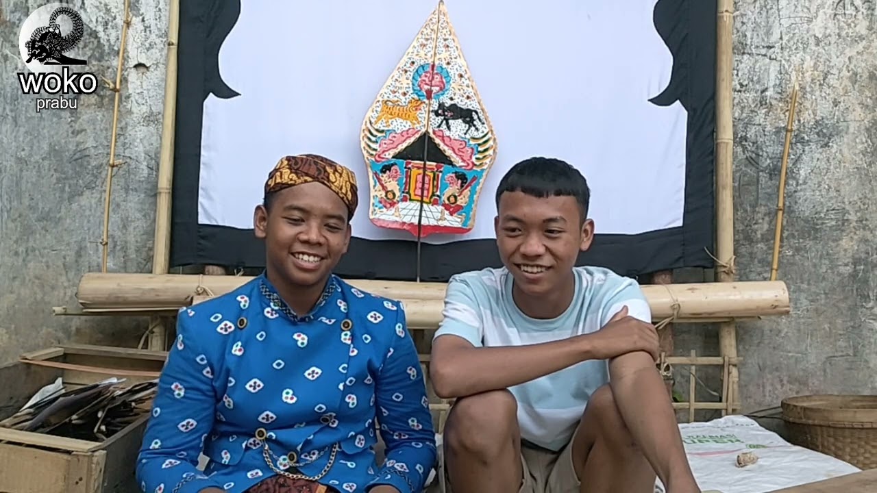 DALANG ADI VIRAL DI MEDSOS, PENONTON SAKPOLE SEMUA USIA.KISAH WAYANG KERTAS SLOGOHIMO WONOGIRI