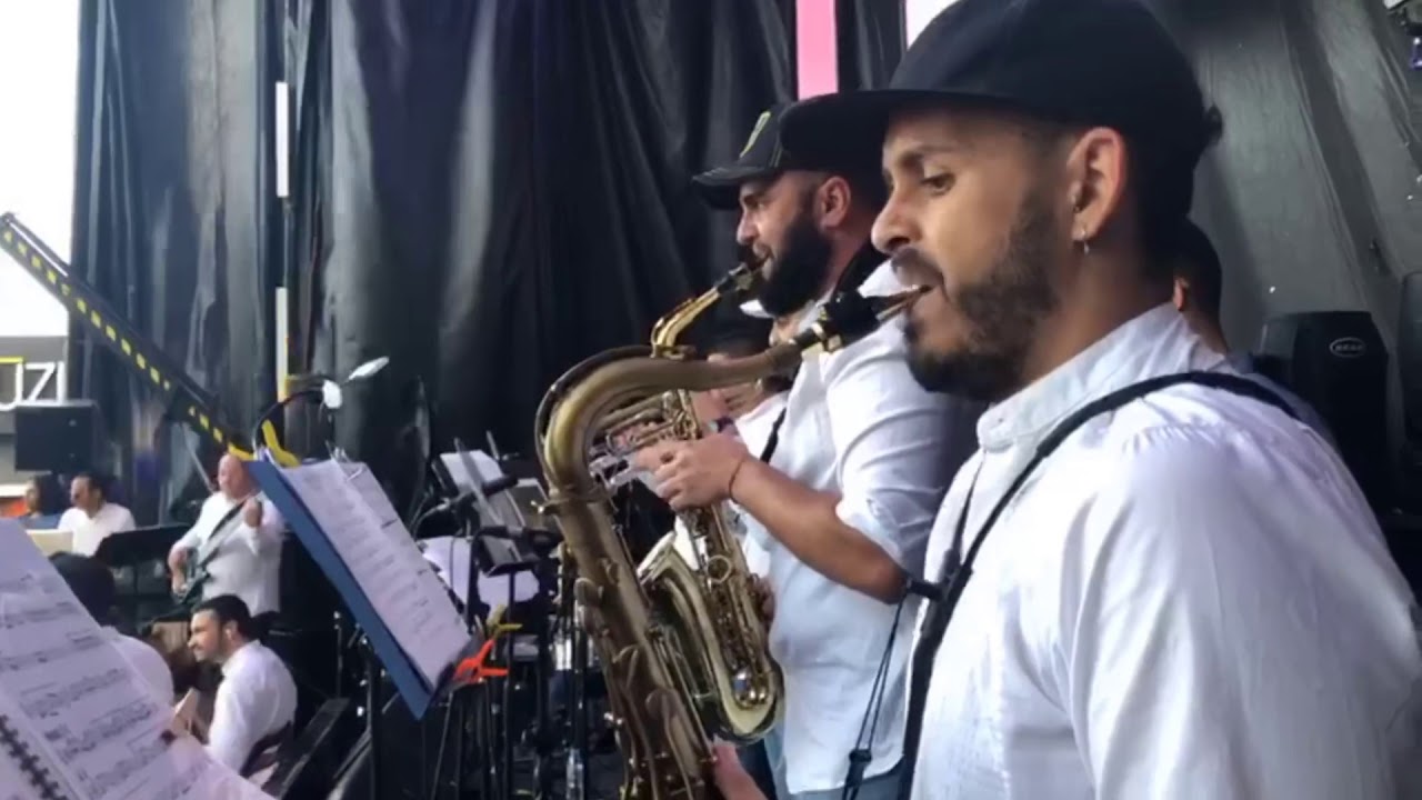 El Jeffrey acompañado por Orquesta La Sabrosa en Corralejo, Fuerteventura 7/3/2020