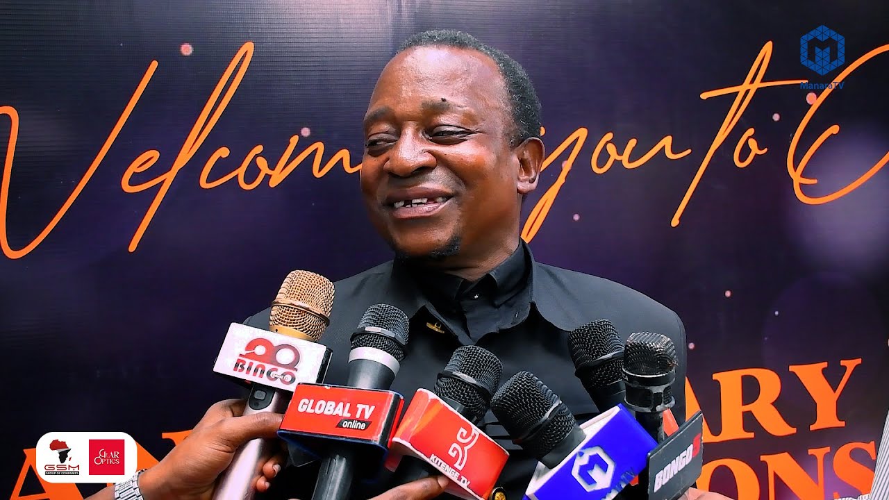 UTACHEKA VITUKO VYA MCHUNGAJI HANANJA | WATANZANIA HAWAWEZI KUJIELEZA KWA KIINGEREZA