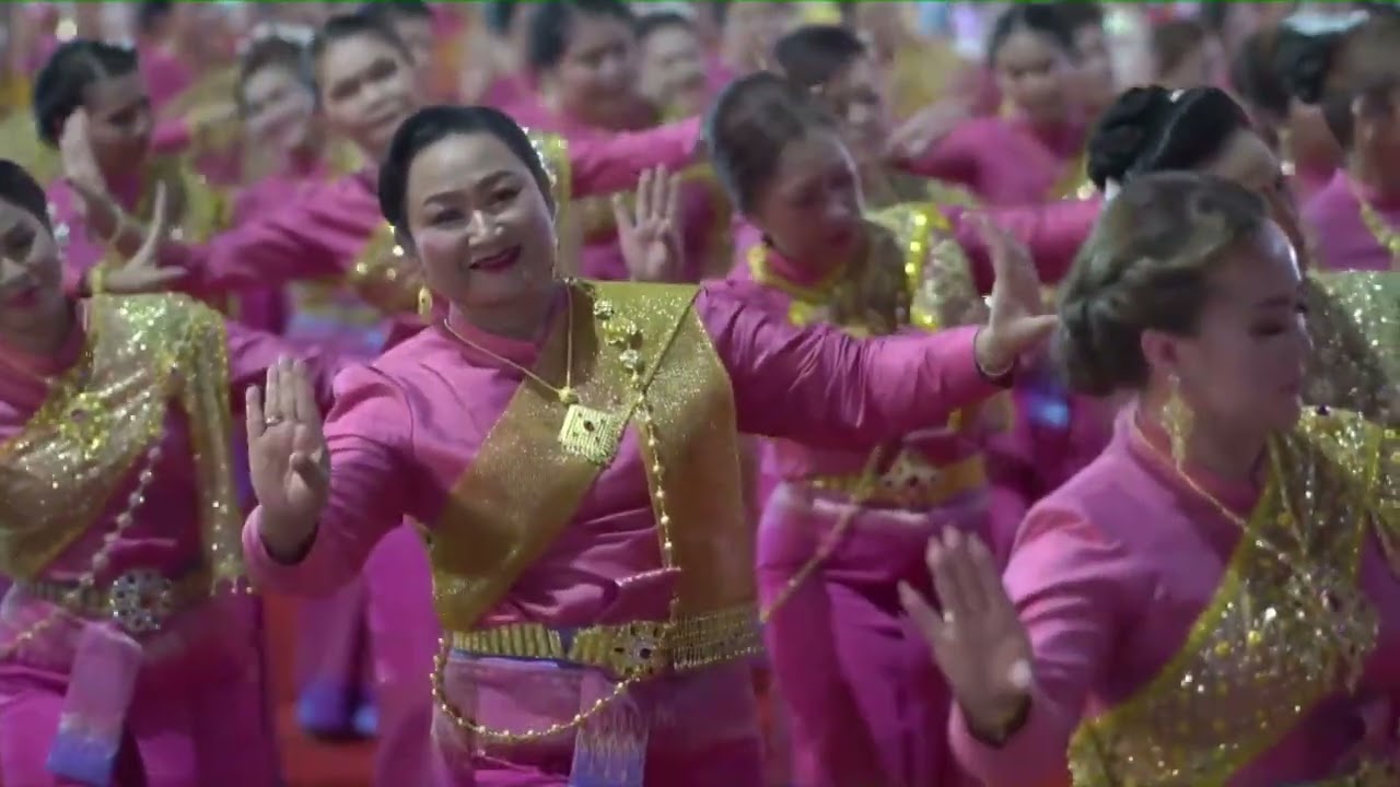 พิธี “รำบวงสรวงท้าวสุรนารี” จำนวน 10,555 คน มากที่สุดในประวัติศาสตร์งานย่าโม