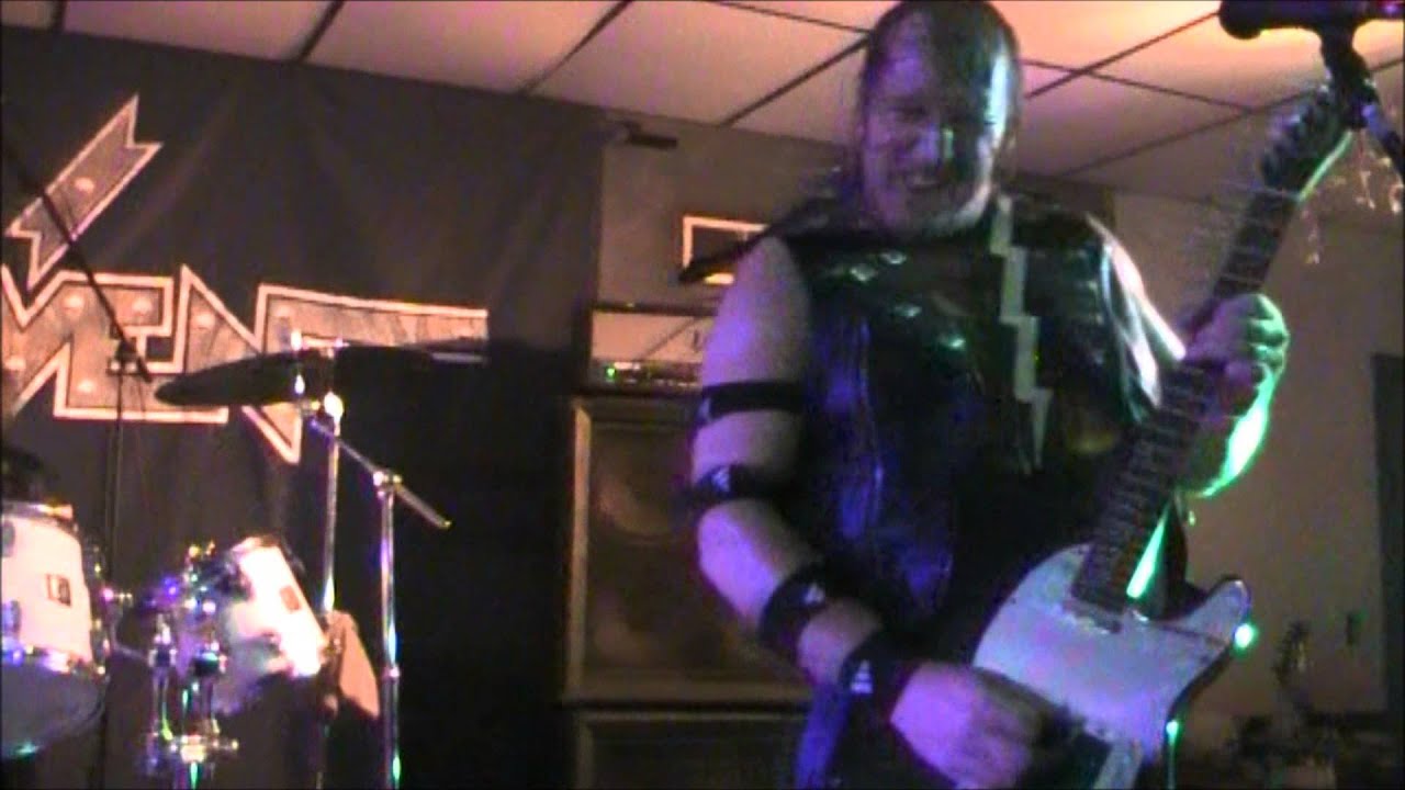 Raven -  Bass Solo, Break The Chain medley (live 9/21/13) HD