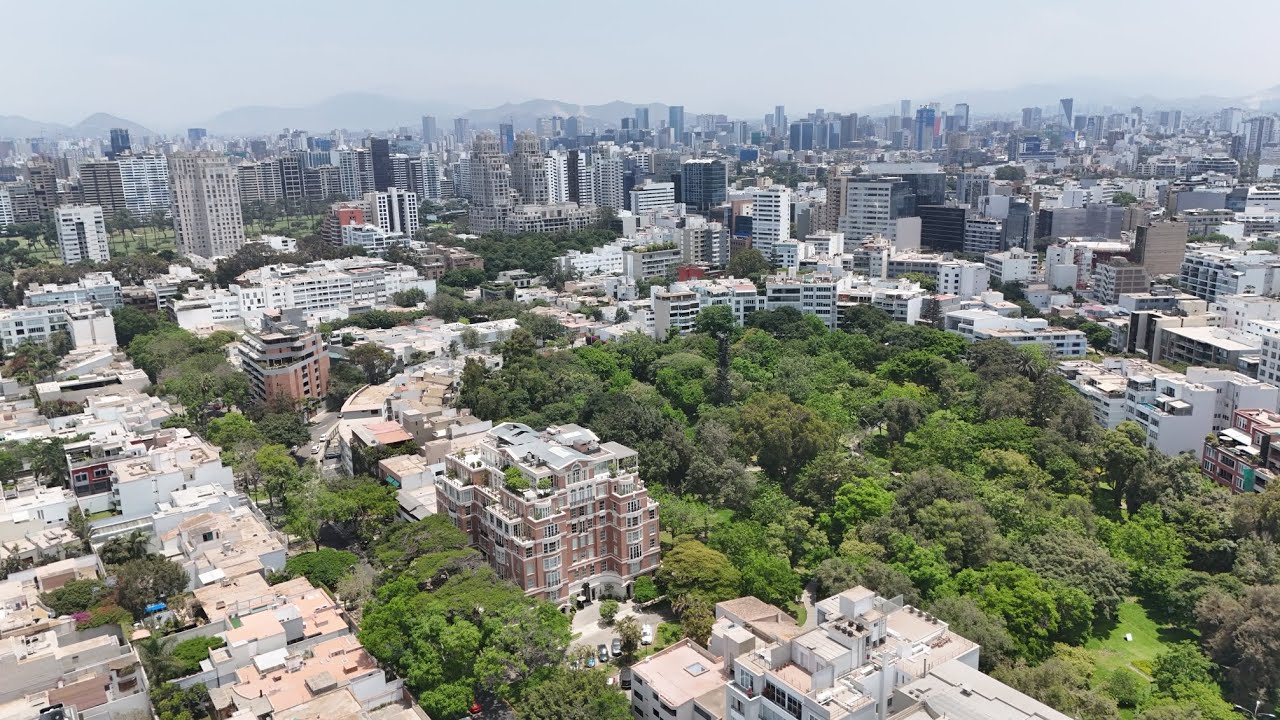 Avances de Blas Cerdeña 379. De la misma inmobiliaria que construyó Pezet 195