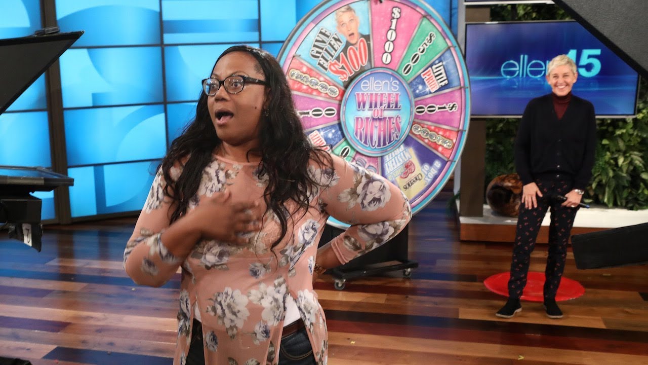 Ellen Plays 'Wheel of Riches' with a Lucky Fan