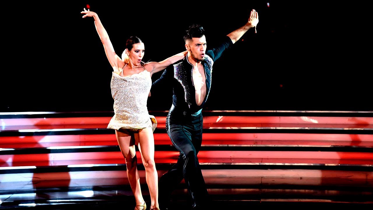 ¡UN FUEGO! Noelia Marzol y Jony Lazarte abrieron la semifinal bailando 