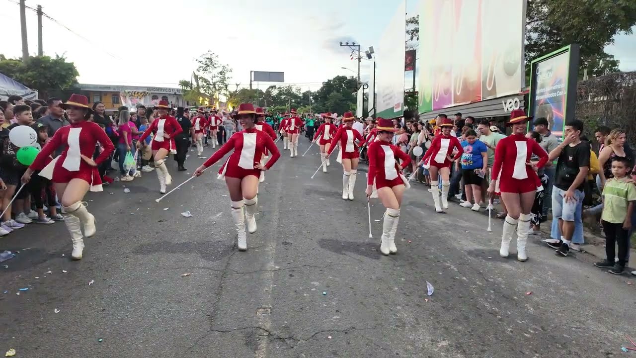 DESFILE DE ZACATECOLUCA