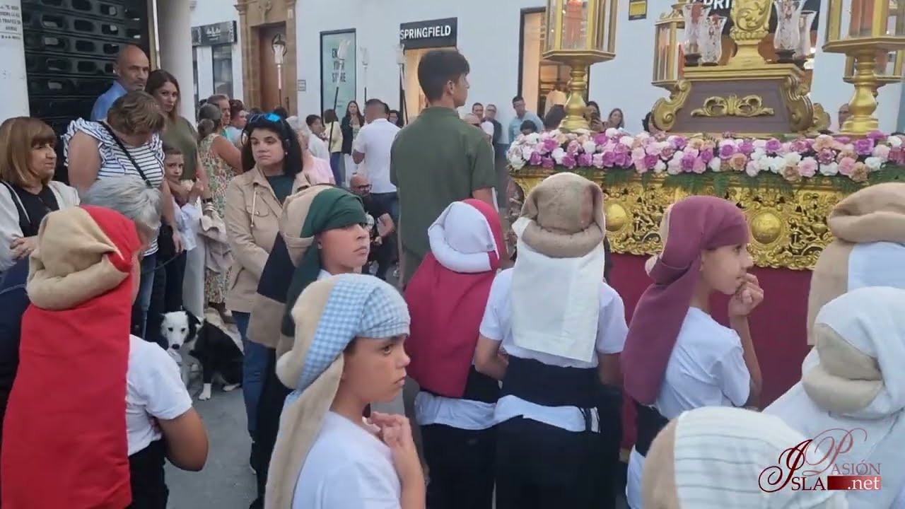 Cruz de Mayo del Casco Antiguo | Rota | 2023