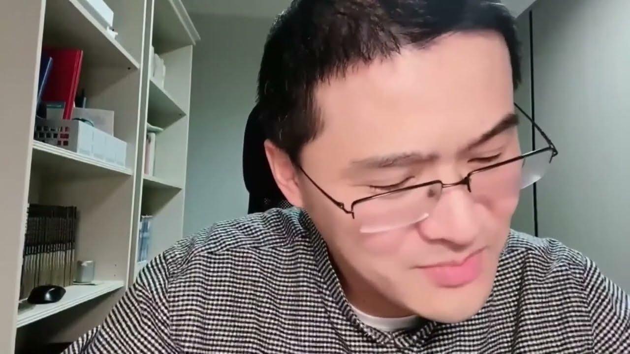【罗翔】甜甜的恋爱很美好，可是我们该怎么选择好对象呢？【罗翔】看见的不代表真实,看不见的不代表虚假！【罗翔】对于最初影响你启发你的人，你或许是很排斥的，因为他动摇了你的三观