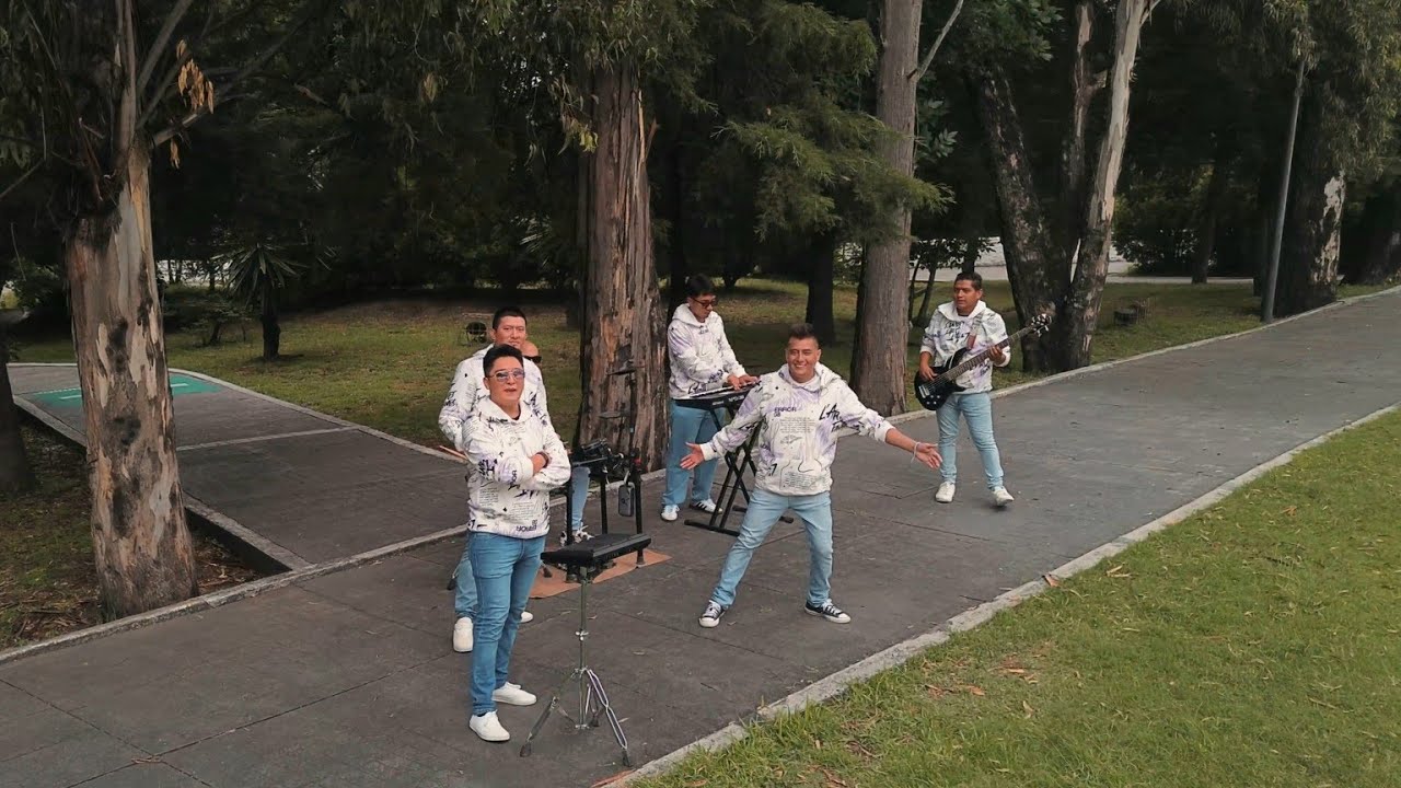 Cosas Del Amor  Richie Tlahuetl y su Grupo Soñados Video Oficial