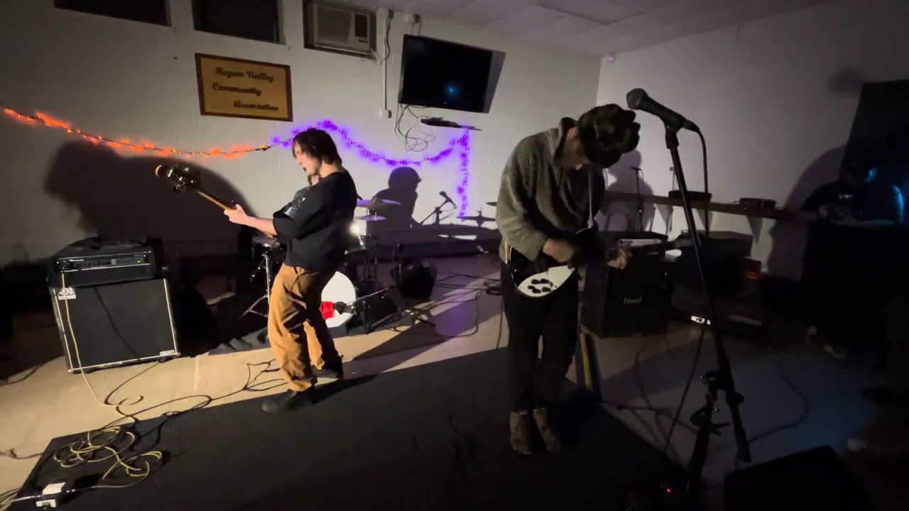 Hotline TNT - Julia's War Live at Keyser Valley Community Center Scranton, PA (01/28/2026)