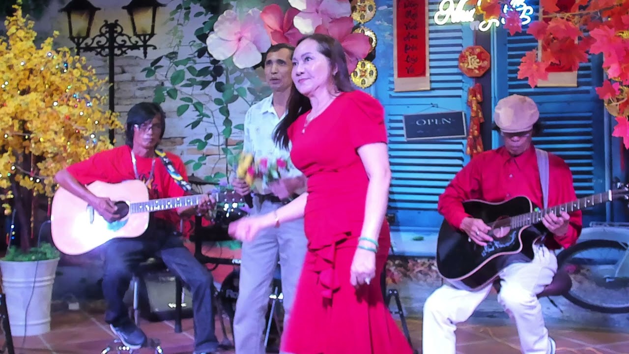 Hẹn một mùa xuân (Tôi sẽ về thăm em) -  Sáng tác: Đinh Việt Lang -  Trình bày : Anh Tuấn