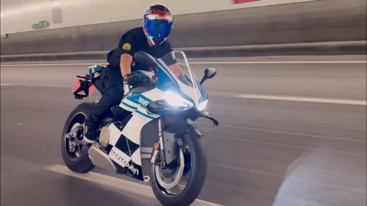 PRUEBO LA NUEVA DUCATI PANIGALE V4 2025 Y OCURRE UN PERCANCE 💥🤯