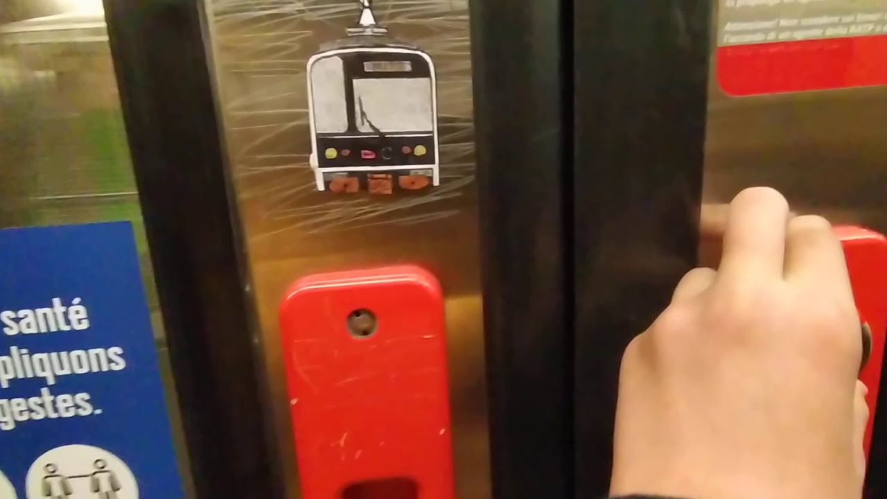 un MI79 dessiner sur une porte d'un MI84