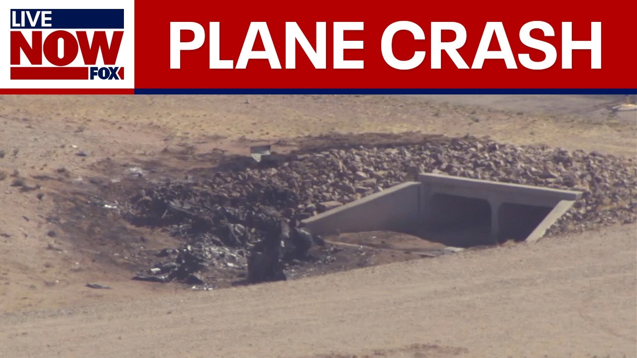 Deadly plane crash: 2 small planes collide midair in Arizona | LiveNOW from FOX