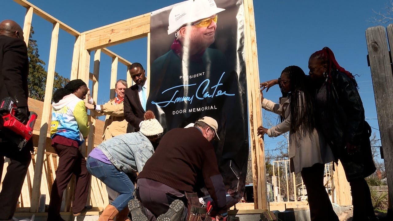 Community celebrates Jimmy Carter's humanitarian impact in Savannah