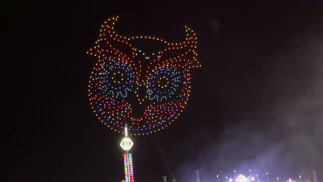 Gesaffelstein -  Tyranny, Psycho - (EDC live fireworks)