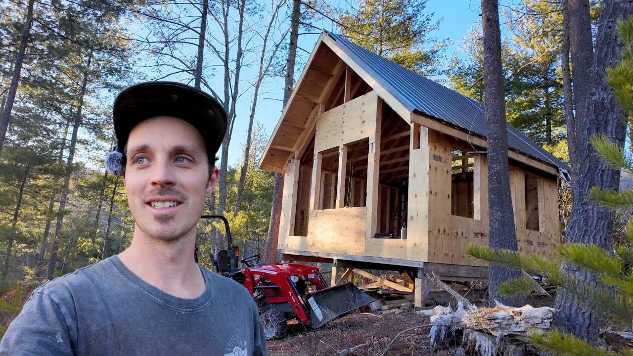 Mountain Cabin Build - Building the Loft Ep.38