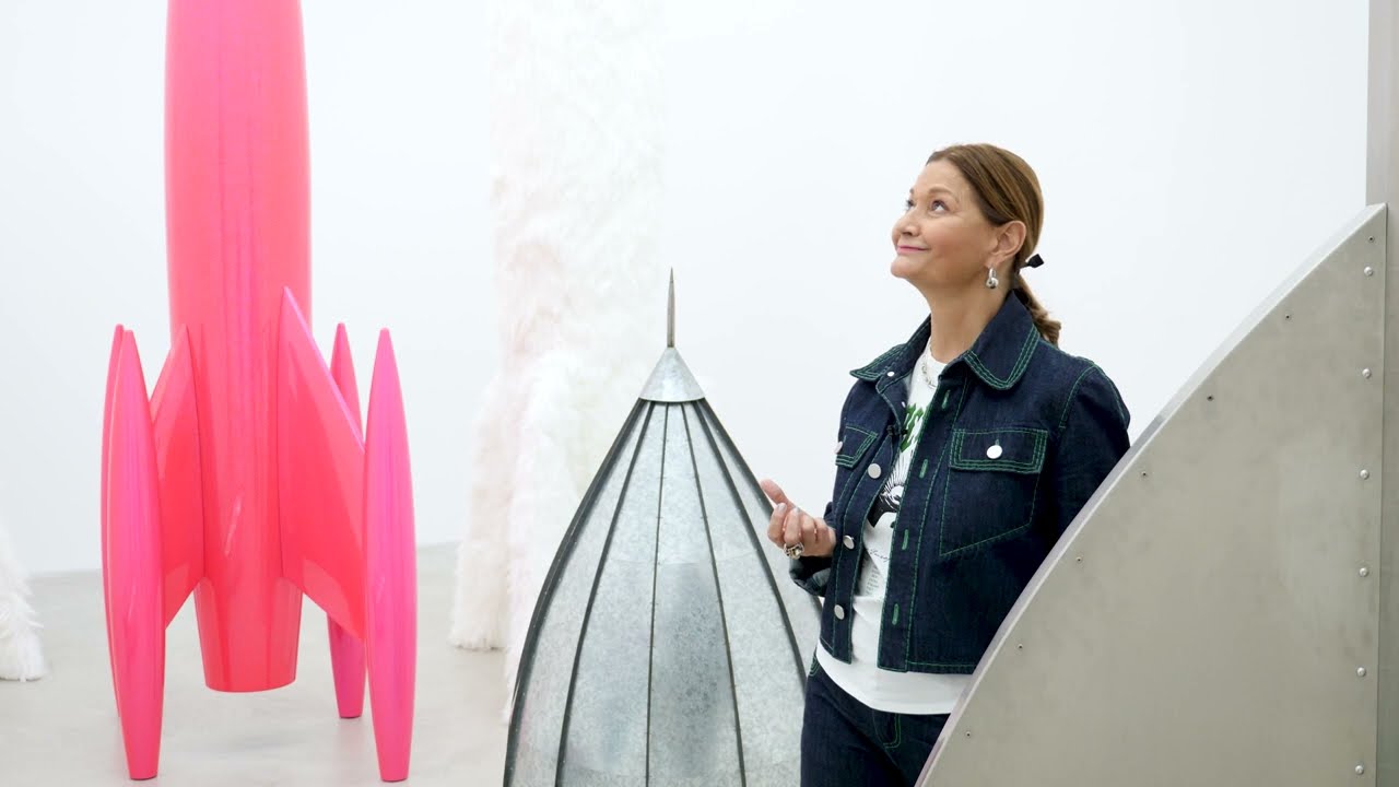 Sylvie Fleury | Beim Stadthaus