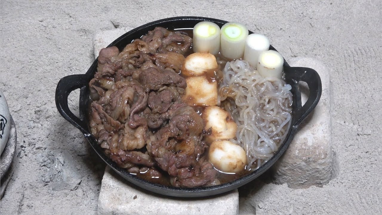 馬肉(桜鍋)-Horse meat dish-Japanese food【江戸長火鉢　101杯目】
