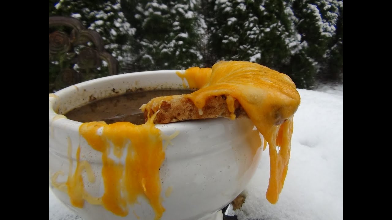 Polska Zupa Cebulowa -KuchniaKwasiora