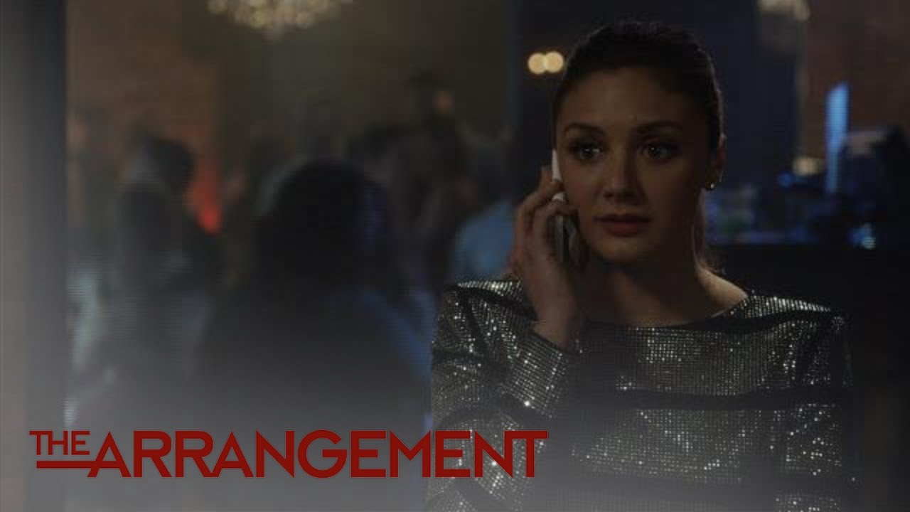 Kyle West Catches His Assistant Zach on a Burner Phone | The Arrangement | E!