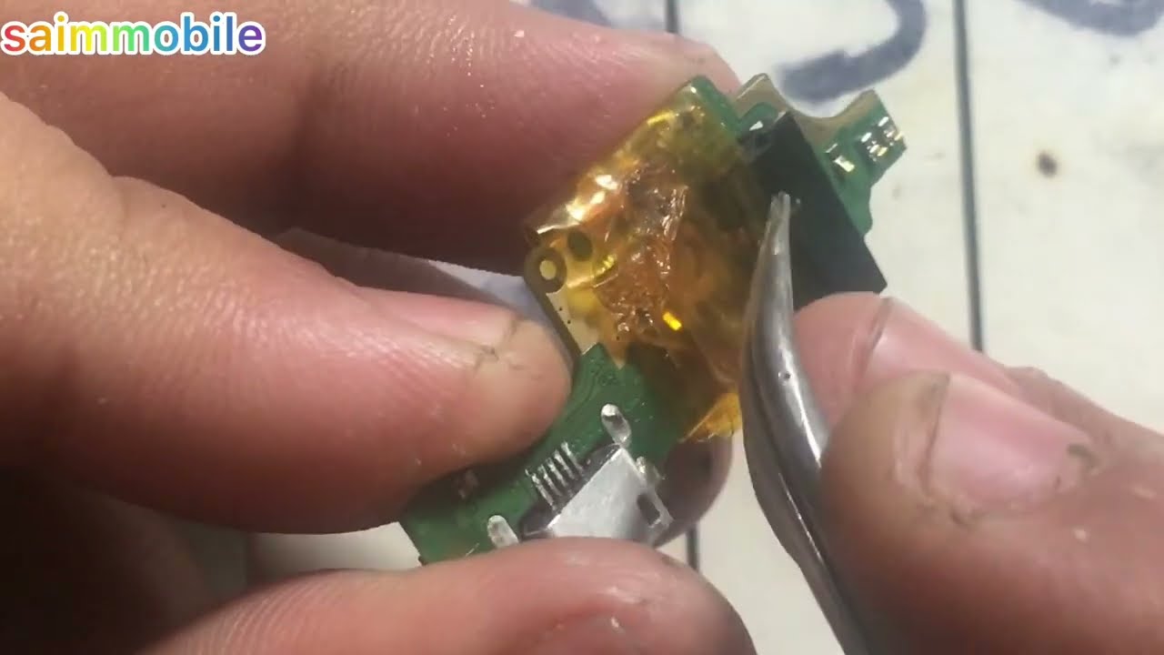 techno spark 5 pro charging error solution by changing charging port